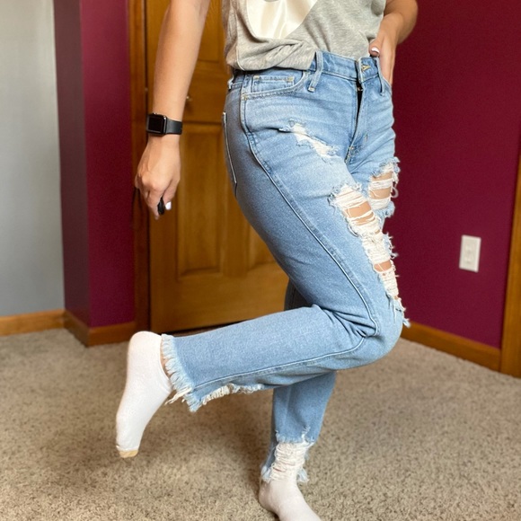 Hollister High Rise Slim Straight Distressed Jeans - Picture 6 of 13